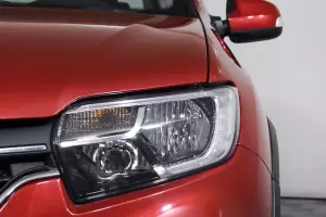 Renault  8