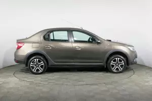 Renault  3
