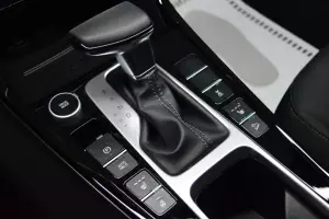 Hyundai  10