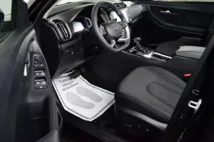 Hyundai  13