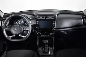 Hyundai  10