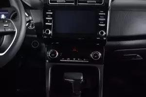 Hyundai  12