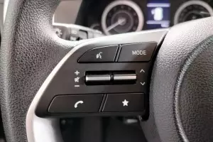 Hyundai  6