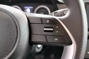 Hyundai  7