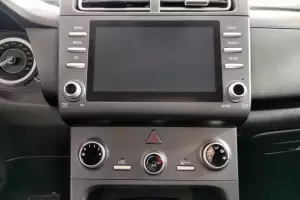Hyundai  8