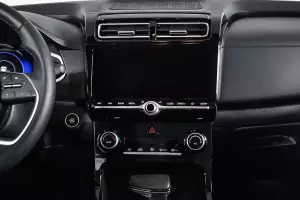 Hyundai  12