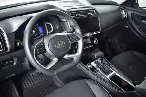 Hyundai  13