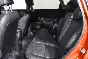 Kia  15