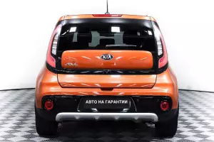 Kia  5