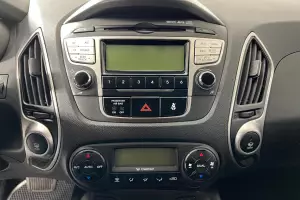 Hyundai  9