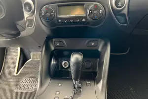 Hyundai  8