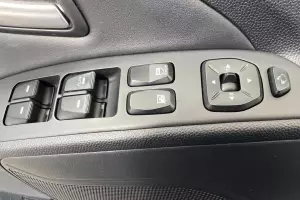 Hyundai  7