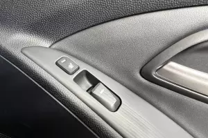 Hyundai  6