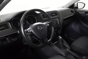Volkswagen  10