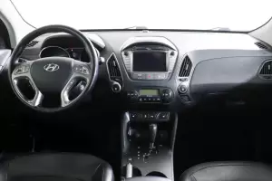 Hyundai  6