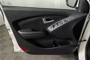 Hyundai  9