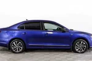 Volkswagen  3