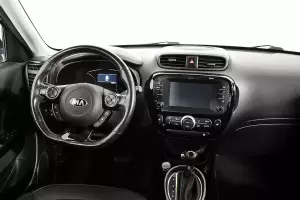 Kia  5
