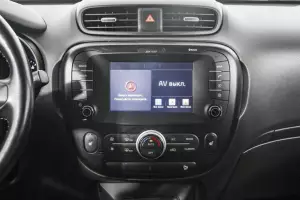 Kia  6