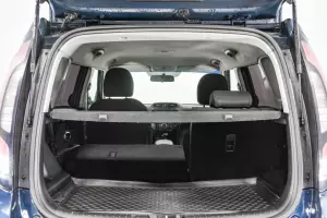 Kia  12