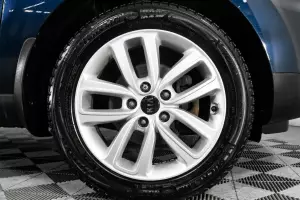 Kia  11