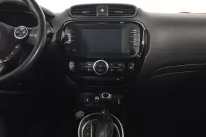 Kia  6