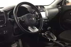 Kia  9