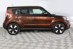 Kia  25