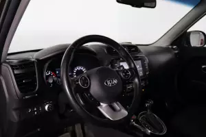 Kia  19