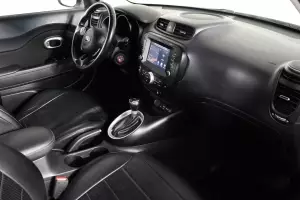 Kia  7