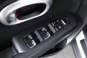 Kia  3