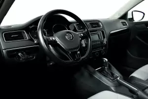 Volkswagen  10