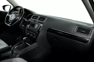 Volkswagen  9
