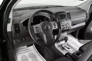 Nissan  5