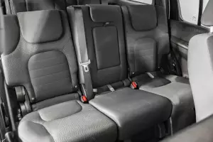 Nissan  3