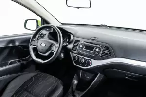 Kia  8