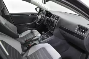 Volkswagen  6