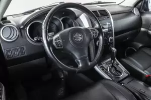 Suzuki  8