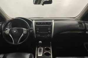Nissan  10