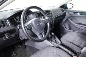 Volkswagen  12
