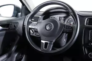Volkswagen  13