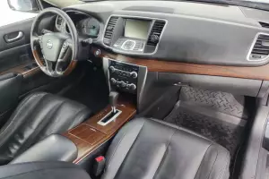 Nissan  11