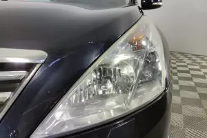 Nissan  7