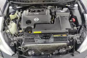 Nissan  9
