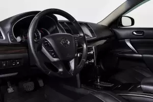 Nissan  13