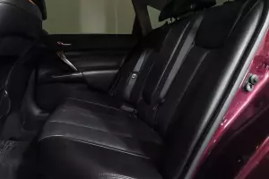 Nissan  15
