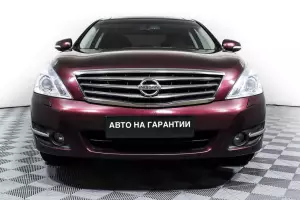 Nissan  2