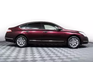 Nissan  3