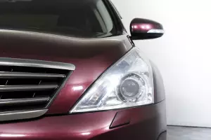 Nissan  8
