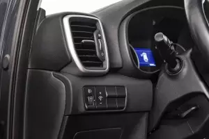 Kia  8